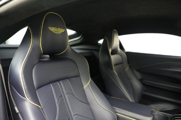 New 2026 Aston Martin Vantage for sale $240,400 at Pagani of Greenwich in Greenwich CT 06830 21