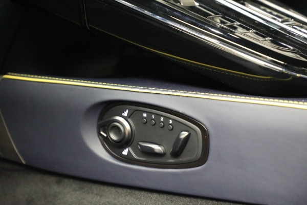 New 2026 Aston Martin Vantage for sale $240,400 at Pagani of Greenwich in Greenwich CT 06830 24