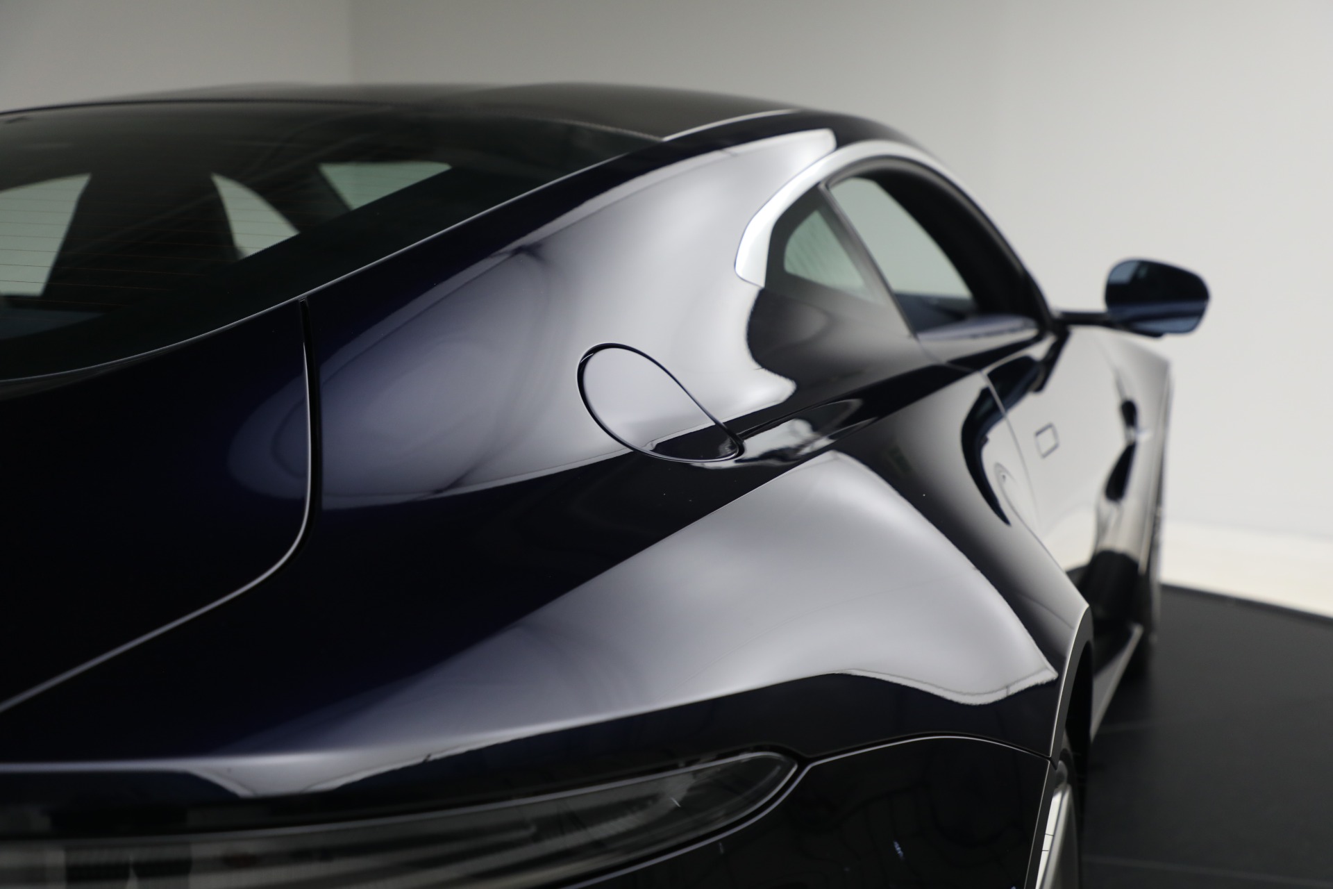 2026 Aston Martin Vantage Base - Photo 30