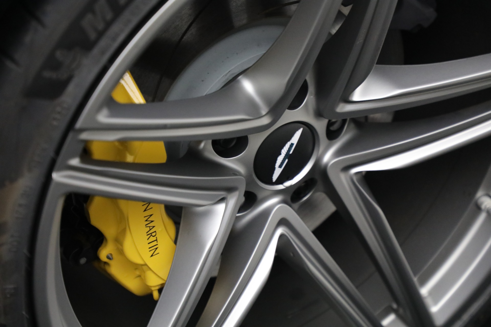 2026 Aston Martin Vantage Base - Photo 38