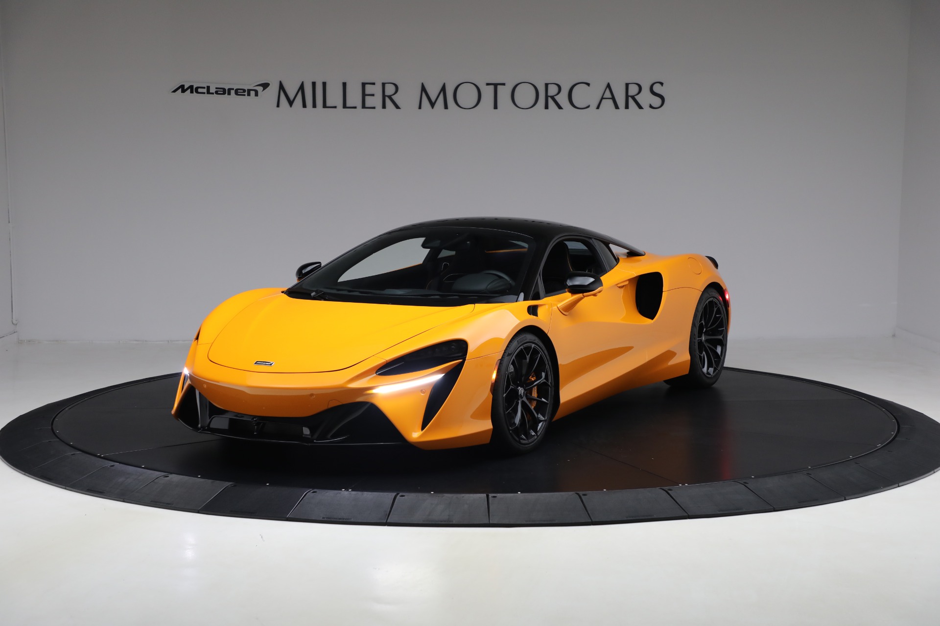 Used 2024 McLaren Artura TechLux for sale Sold at Pagani of Greenwich in Greenwich CT 06830 1