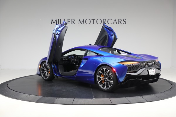 Used 2024 McLaren Artura Vision for sale Sold at Pagani of Greenwich in Greenwich CT 06830 16