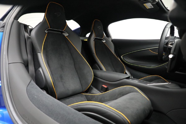 Used 2024 McLaren Artura Vision for sale Sold at Pagani of Greenwich in Greenwich CT 06830 24