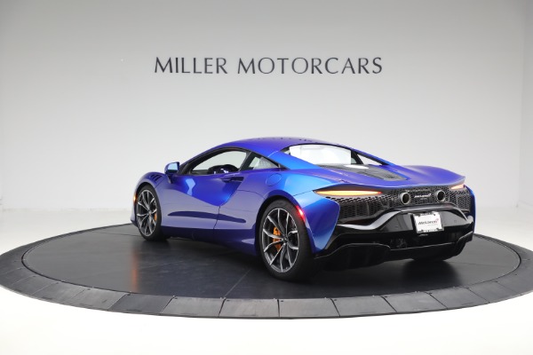 Used 2024 McLaren Artura Vision for sale Sold at Pagani of Greenwich in Greenwich CT 06830 5