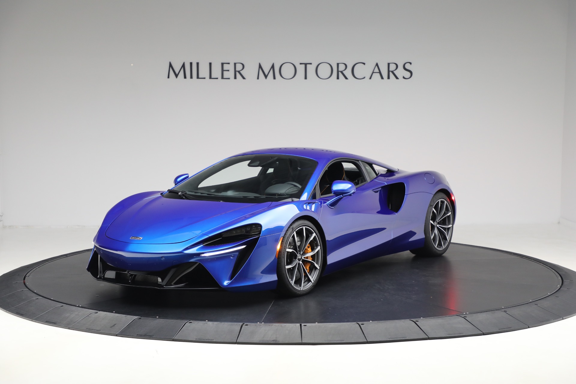 Used 2024 McLaren Artura Vision for sale Sold at Pagani of Greenwich in Greenwich CT 06830 1