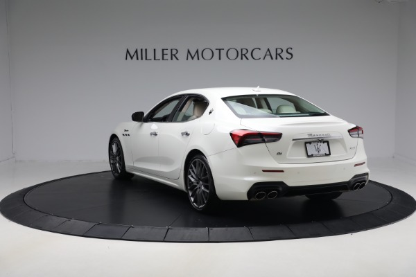 Used 2022 Maserati Ghibli Modena Q4 for sale Sold at Pagani of Greenwich in Greenwich CT 06830 5
