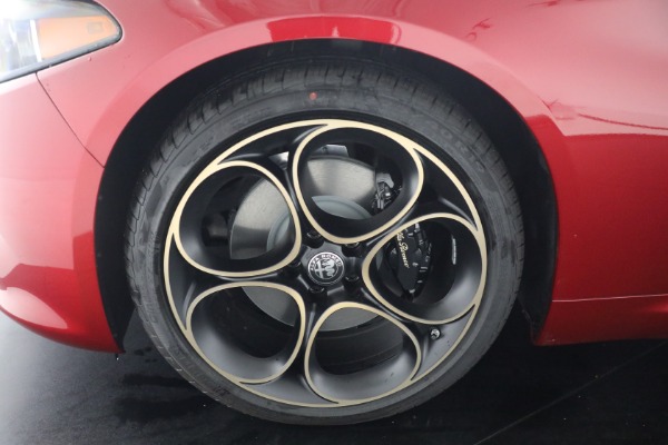 New 2025 Alfa Romeo Giulia Intensa for sale Sold at Pagani of Greenwich in Greenwich CT 06830 24