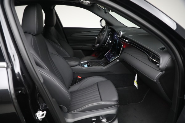 New 2025 Maserati Grecale for sale $77,058 at Pagani of Greenwich in Greenwich CT 06830 16