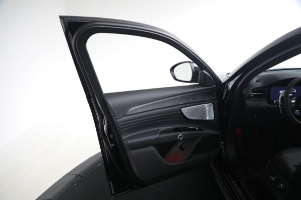 New 2025 Maserati Grecale for sale $77,058 at Pagani of Greenwich in Greenwich CT 06830 23