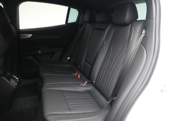 Used 2025 Maserati Grecale for sale $57,550 at Pagani of Greenwich in Greenwich CT 06830 18