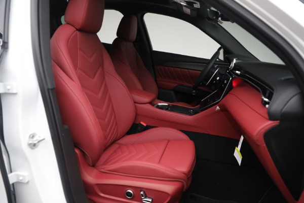 New 2025 Maserati Grecale for sale $82,286 at Pagani of Greenwich in Greenwich CT 06830 17