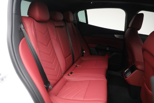 New 2025 Maserati Grecale for sale $82,286 at Pagani of Greenwich in Greenwich CT 06830 19