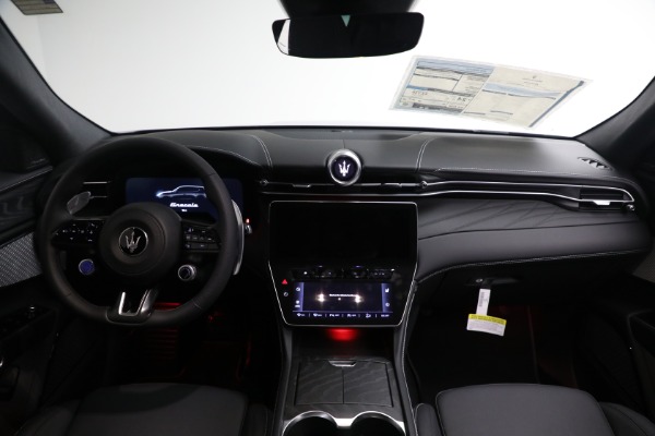 New 2025 Maserati Grecale for sale $71,739 at Pagani of Greenwich in Greenwich CT 06830 23