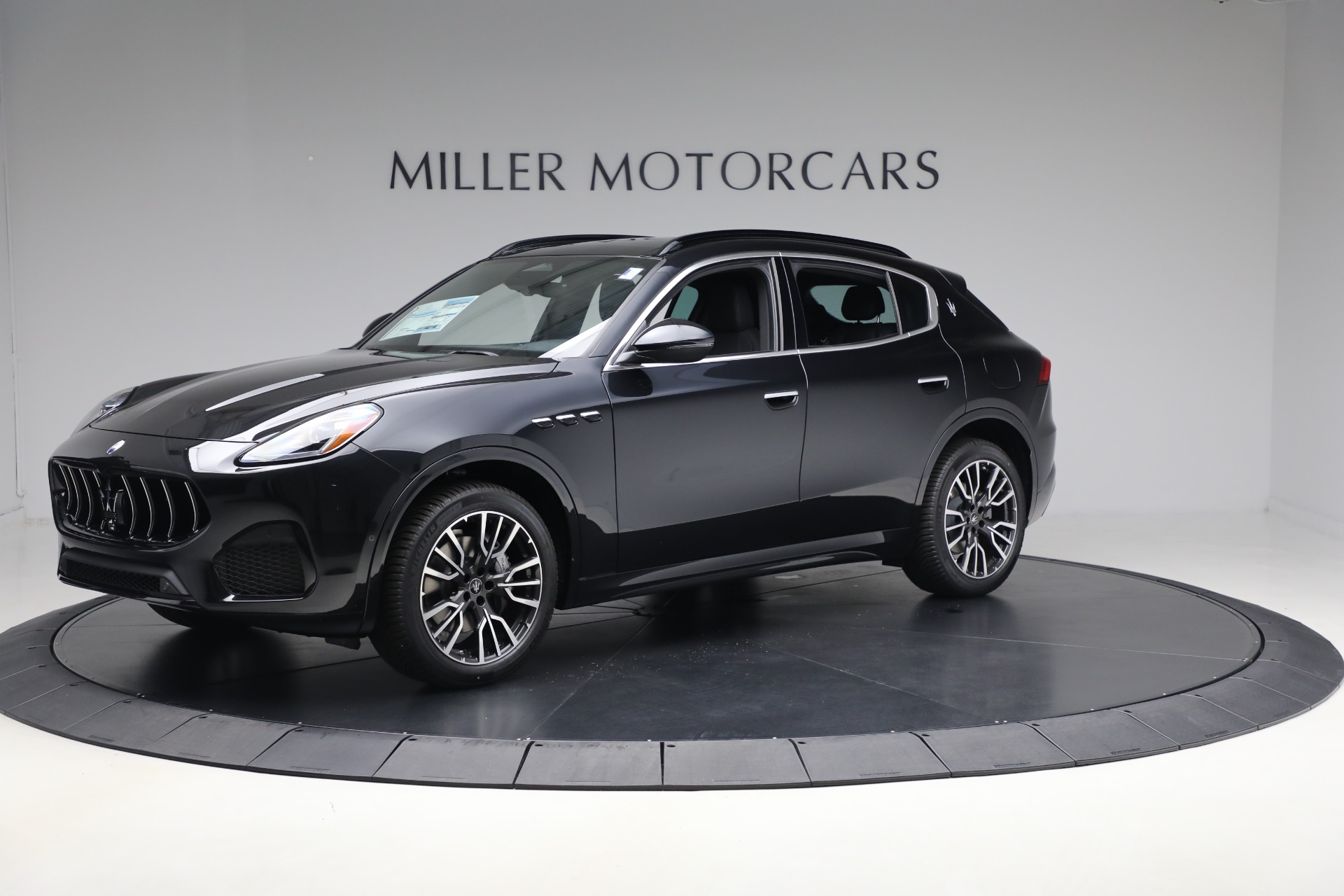 New 2025 Maserati Grecale for sale $71,739 at Pagani of Greenwich in Greenwich CT 06830 1