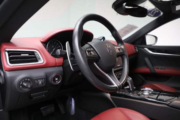 Used 2022 Maserati Ghibli Modena Q4 for sale Sold at Pagani of Greenwich in Greenwich CT 06830 15
