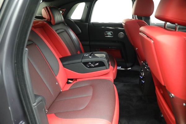 Used 2025 Rolls-Royce Black Badge Ghost for sale $445,900 at Pagani of Greenwich in Greenwich CT 06830 21