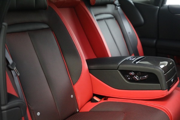 Used 2025 Rolls-Royce Black Badge Ghost for sale $445,900 at Pagani of Greenwich in Greenwich CT 06830 27
