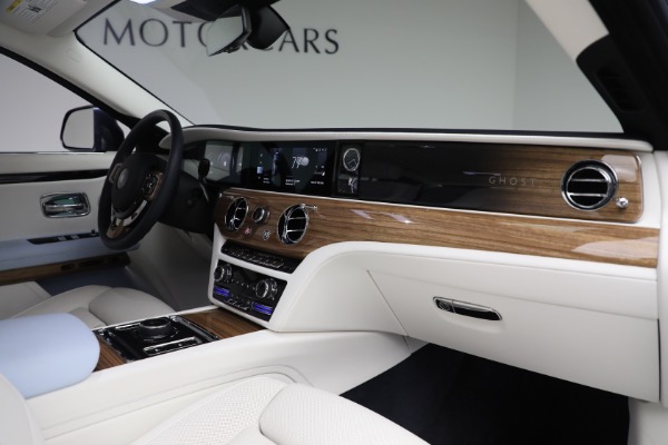 Used 2025 Rolls-Royce Ghost for sale Sold at Pagani of Greenwich in Greenwich CT 06830 20