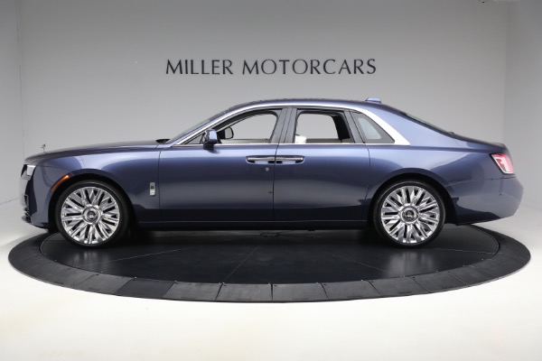 Used 2025 Rolls-Royce Ghost for sale Sold at Pagani of Greenwich in Greenwich CT 06830 3