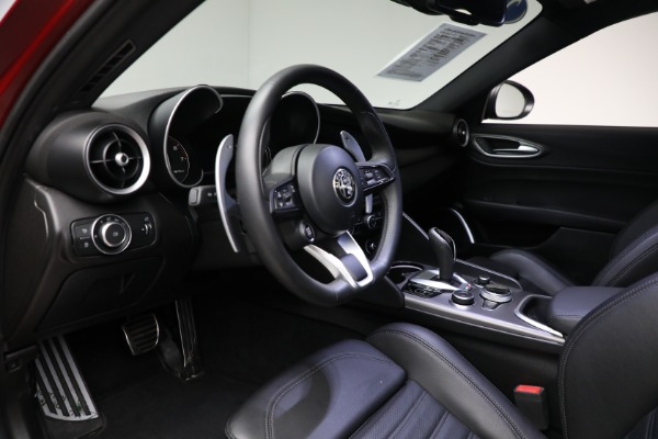 Used 2022 Alfa Romeo Giulia Veloce for sale Sold at Pagani of Greenwich in Greenwich CT 06830 13