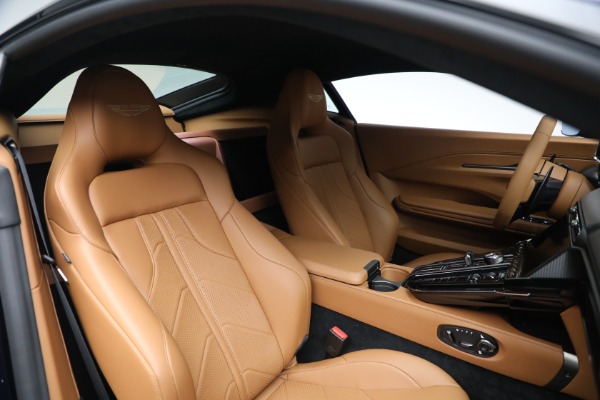 New 2026 Aston Martin Vantage for sale $240,100 at Pagani of Greenwich in Greenwich CT 06830 20