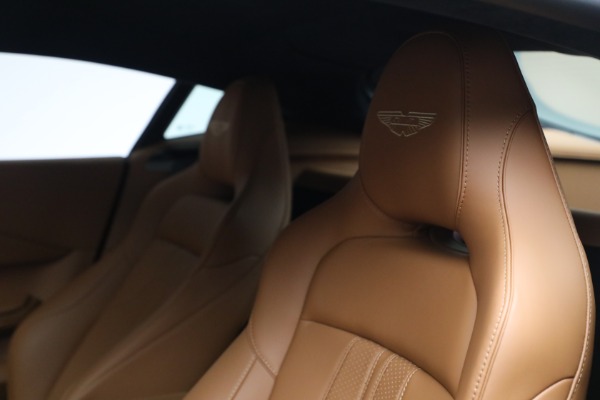 New 2026 Aston Martin Vantage for sale $240,100 at Pagani of Greenwich in Greenwich CT 06830 23