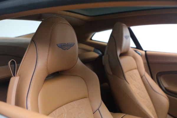 New 2026 Aston Martin Vanquish for sale $498,000 at Pagani of Greenwich in Greenwich CT 06830 23