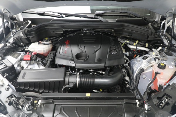 Used 2022 Alfa Romeo Stelvio Sprint for sale Sold at Pagani of Greenwich in Greenwich CT 06830 19