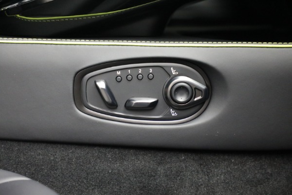 New 2026 Aston Martin Vantage for sale $242,900 at Pagani of Greenwich in Greenwich CT 06830 21