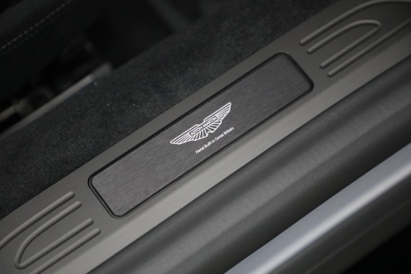 New 2026 Aston Martin Vantage for sale $242,900 at Pagani of Greenwich in Greenwich CT 06830 23
