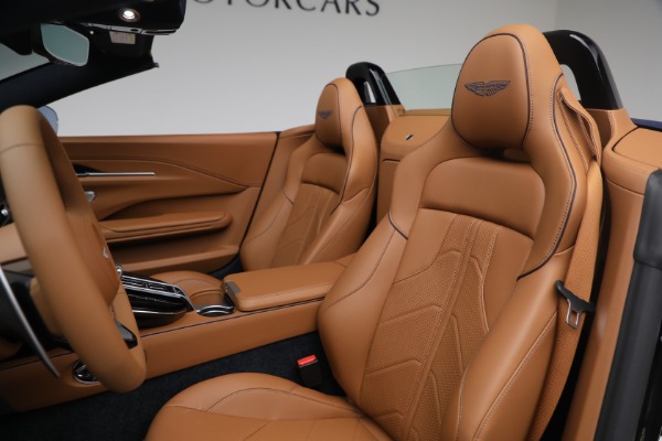 New 2026 Aston Martin Vantage Roadster for sale Sold at Pagani of Greenwich in Greenwich CT 06830 27