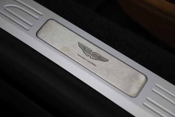 New 2026 Aston Martin Vantage Roadster for sale Sold at Pagani of Greenwich in Greenwich CT 06830 28