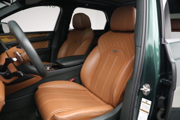 Used 2021 Bentley Bentayga V8 for sale $109,900 at Pagani of Greenwich in Greenwich CT 06830 21