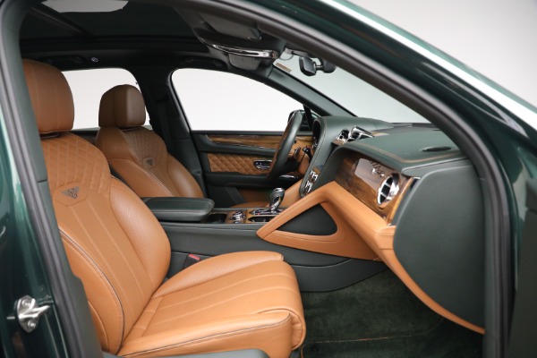 Used 2021 Bentley Bentayga V8 for sale $109,900 at Pagani of Greenwich in Greenwich CT 06830 28