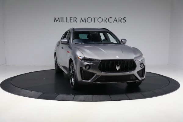 Used 2022 Maserati Levante Trofeo for sale Sold at Pagani of Greenwich in Greenwich CT 06830 11