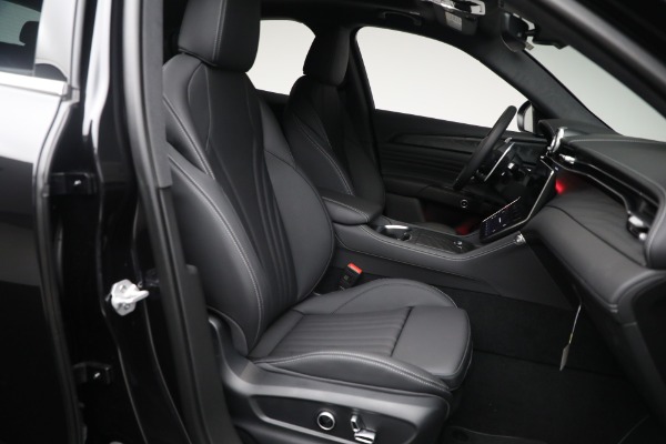 New 2025 Maserati Grecale for sale $71,889 at Pagani of Greenwich in Greenwich CT 06830 17