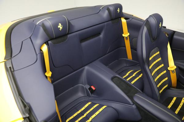 Used 2025 Ferrari Roma Spider for sale $337,900 at Pagani of Greenwich in Greenwich CT 06830 21