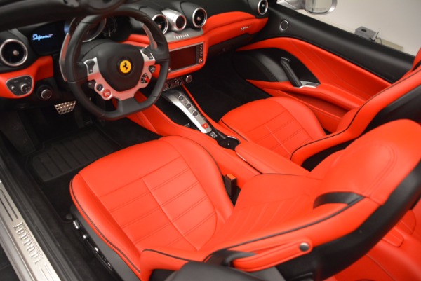 Used 2016 Ferrari California T for sale Sold at Pagani of Greenwich in Greenwich CT 06830 21