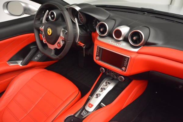 Used 2016 Ferrari California T for sale Sold at Pagani of Greenwich in Greenwich CT 06830 27