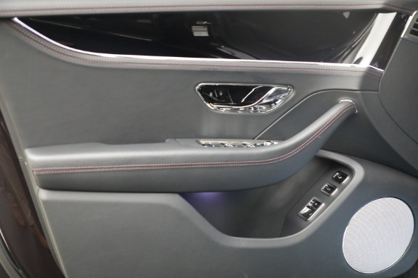 New 2026 Bentley Flying Spur for sale $317,510 at Pagani of Greenwich in Greenwich CT 06830 14