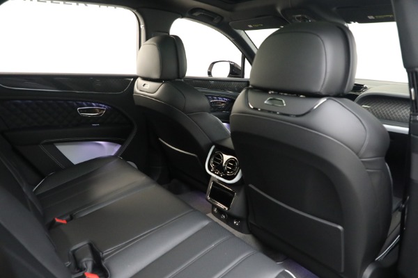 New 2025 Bentley Bentayga S Black Edition for sale $264,900 at Pagani of Greenwich in Greenwich CT 06830 26