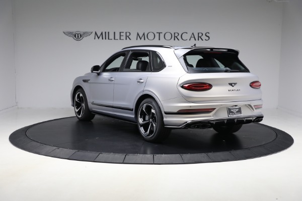 New 2025 Bentley Bentayga S Black Edition for sale $264,900 at Pagani of Greenwich in Greenwich CT 06830 3