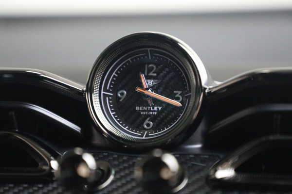 New 2026 Bentley Bentayga Speed V8 for sale $401,690 at Pagani of Greenwich in Greenwich CT 06830 21