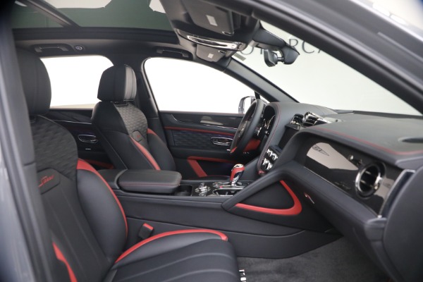 New 2026 Bentley Bentayga Speed V8 for sale $401,690 at Pagani of Greenwich in Greenwich CT 06830 23