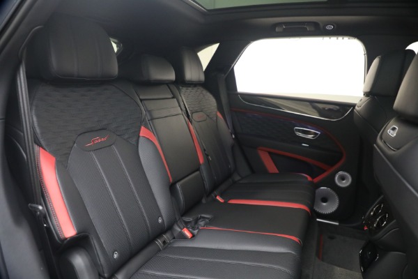 New 2026 Bentley Bentayga Speed V8 for sale $401,690 at Pagani of Greenwich in Greenwich CT 06830 27