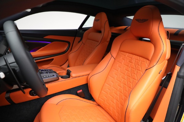 New 2025 Aston Martin Vanquish for sale $532,200 at Pagani of Greenwich in Greenwich CT 06830 15
