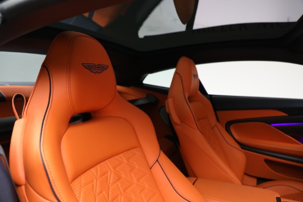 New 2025 Aston Martin Vanquish for sale $532,200 at Pagani of Greenwich in Greenwich CT 06830 21