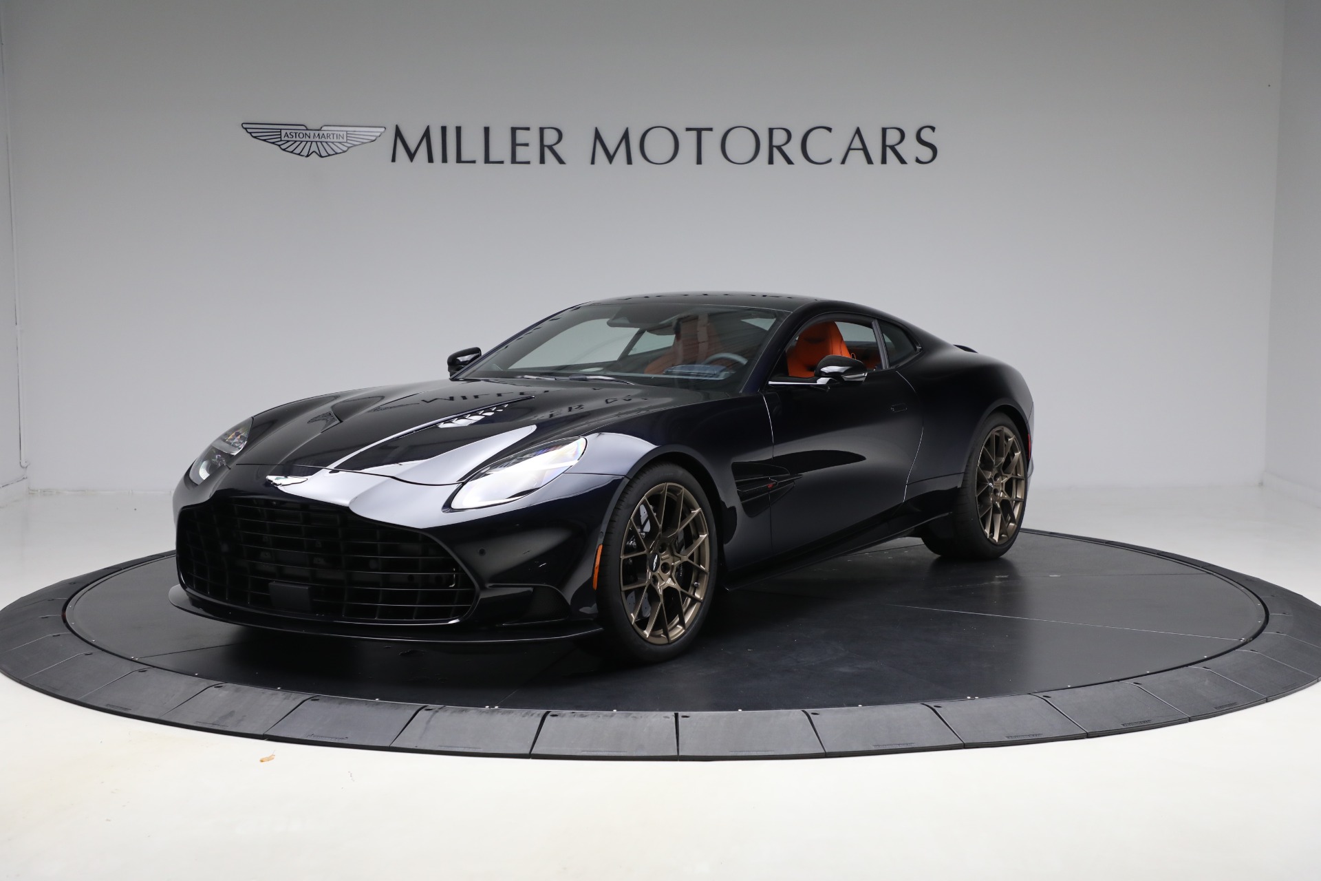 Used 2025 Aston Martin Vanquish for sale $431,900 at Pagani of Greenwich in Greenwich CT 06830 1