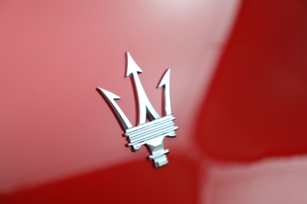 Used 2024 Maserati MC20 Cielo for sale $239,900 at Pagani of Greenwich in Greenwich CT 06830 26