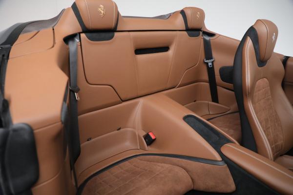 Used 2025 Ferrari Roma Spider for sale $324,900 at Pagani of Greenwich in Greenwich CT 06830 21